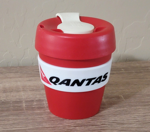 Qantas airlines hot coffee - airlines,